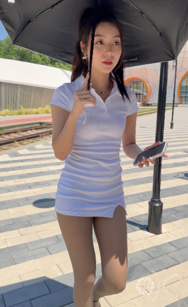 自购街拍丝袜原版4k视频1V540P26.5G百度云资源