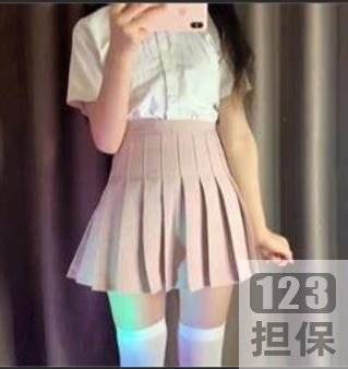 孤单的邻居妹妹的心事