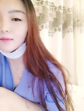 眼镜美女COCO粉嫩合集,1.2G视频资源,绅士必备