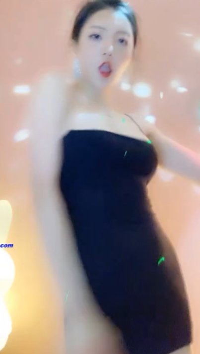 花椒丨千岁热舞骚到极致自录剪辑版视频大小1.76G百度盘