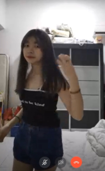 《[转载搬运]模特视频面试被泄露,多位模特360度展示特写1-9季合集[NV+39.5g][百度盘]》