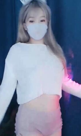 虎牙主播擦边尺度合集98.3g收藏下载