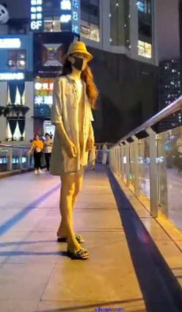 绝美网红HeelSEXY175长腿私拍合集1V+1.5G，尺度大，百度盘分享