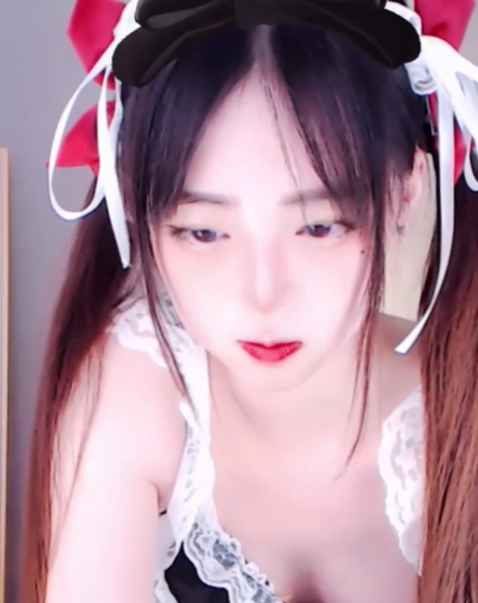 CC福利：椰羊妹妹热舞洗澡特写，774.27MB视频