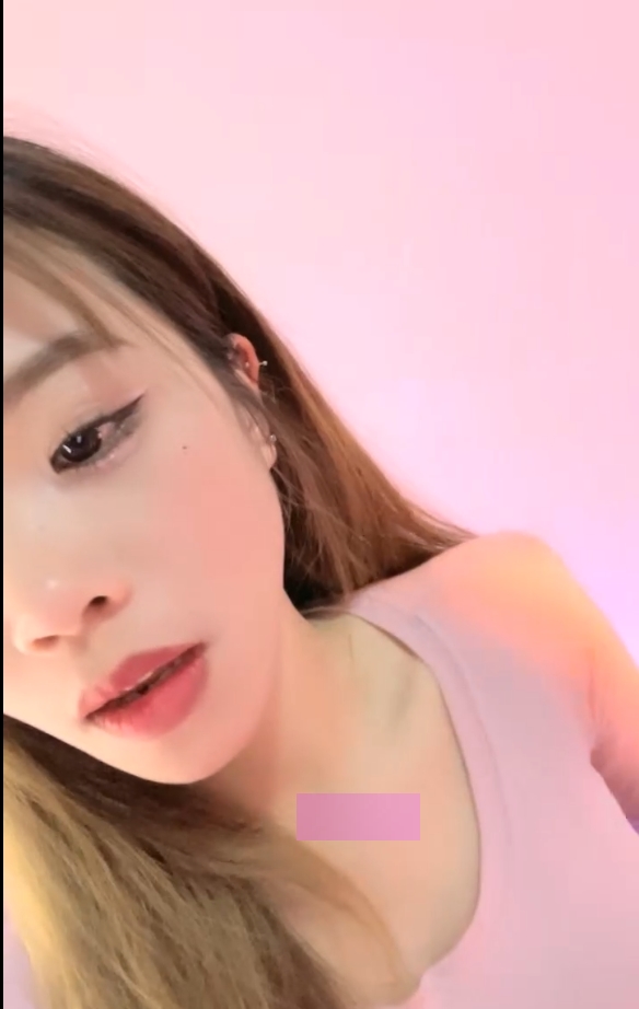 御姐橘子果粒：骚舌口水狂震，流不明液体，自录超甜画质