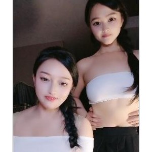 闺蜜羊驼直播秀：颜值对比伤害老哥，7V-5.3G视频资源火爆下载