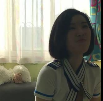 《大学生小雨家庭幸福时光：13分钟温馨互动》