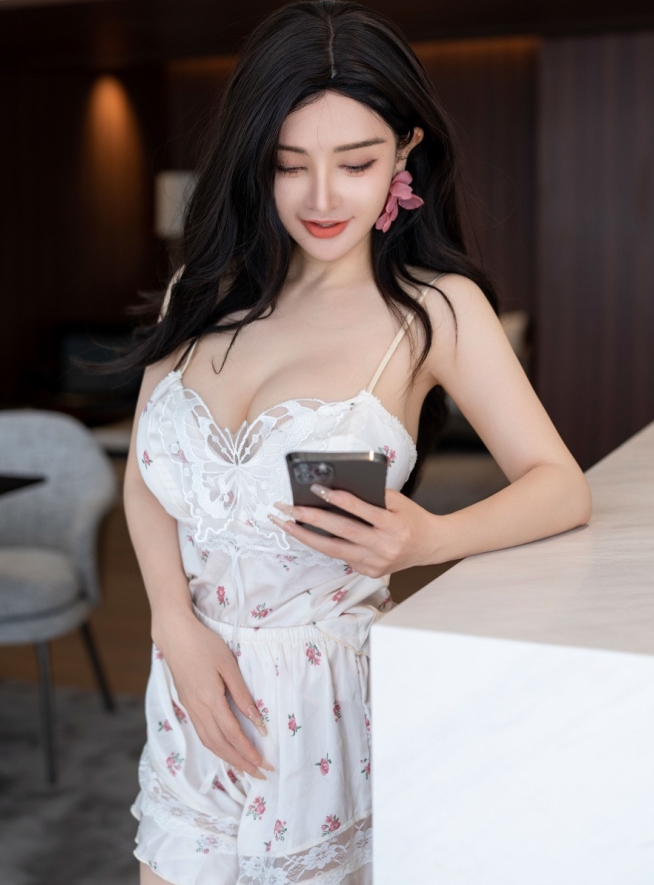 精彩展示XINGYAN星颜社第255期模掏柘集：潘思沁&李丽莎，81张照片+25分钟视频，百度盘获取