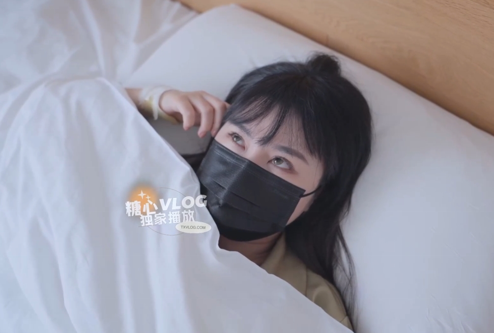 网红娜娜nana_taipei高清合集2：白嫩女神服装丝袜美腿，20v+26.93G，百度盘