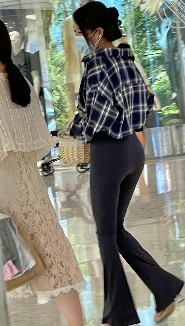 海角新婚骚：弟媳朋友的收藏剧情