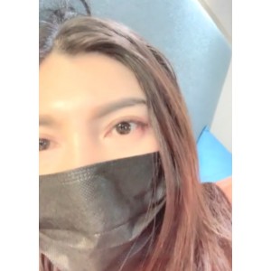 根据您提供的内容，为该商品取一个###户外放飞自我：叶子姐姐团建靓女大合集（140g）百度盘这个标题结合了户外、叶子姐姐、团建、放飞自我等关键信息，并突出了视频大小为140g和存储在百度盘的信息。