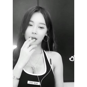 朴素恩热舞精选12V/2.3G视频，百度盘下载