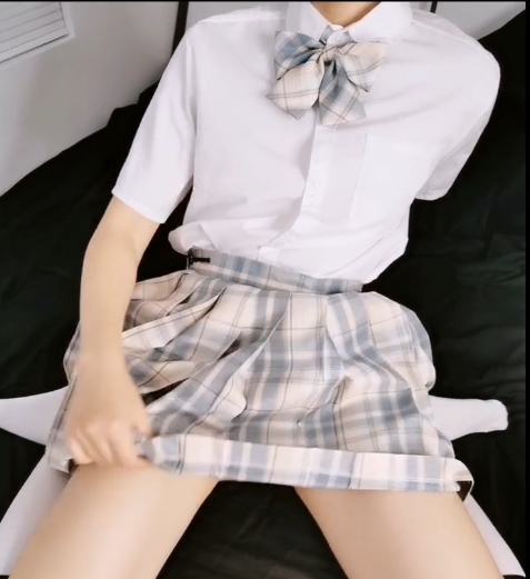 浮力姬Ameskiss绝版好物：霸气美女视频合集11V742M