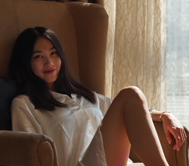 湖南师范韩珊私拍展示1V+5.22g