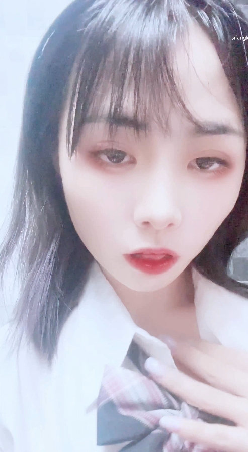 爆机少女+喵小吉93套+放飞自我福利+196.5g