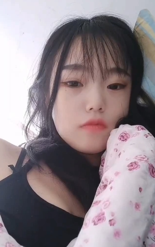 优质抖音+疯狂抖音外篇之抖音擦边球[95V+1.42G+百度盘]