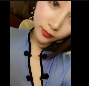 YSL甜甜定制合集21V204M,身材火辣让人期待的美女资源