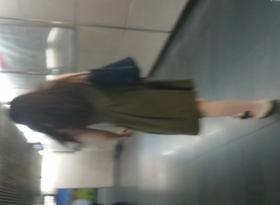 魔手CD厕拍最新合集59V11.8G，精彩收藏在百度