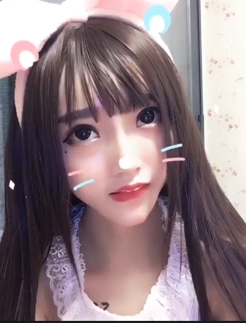 新主播直播合集42部,欧美长相凤凰雅宝,视频42部,大小不详,关注她的多才多艺与自律。