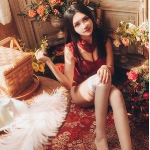 斗鱼源纱希喵喵性感COS合集9V2.2G黑丝尤物