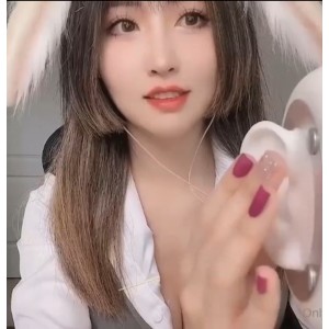 推特MissWarmJ私人视频12部1.2G骚气十足