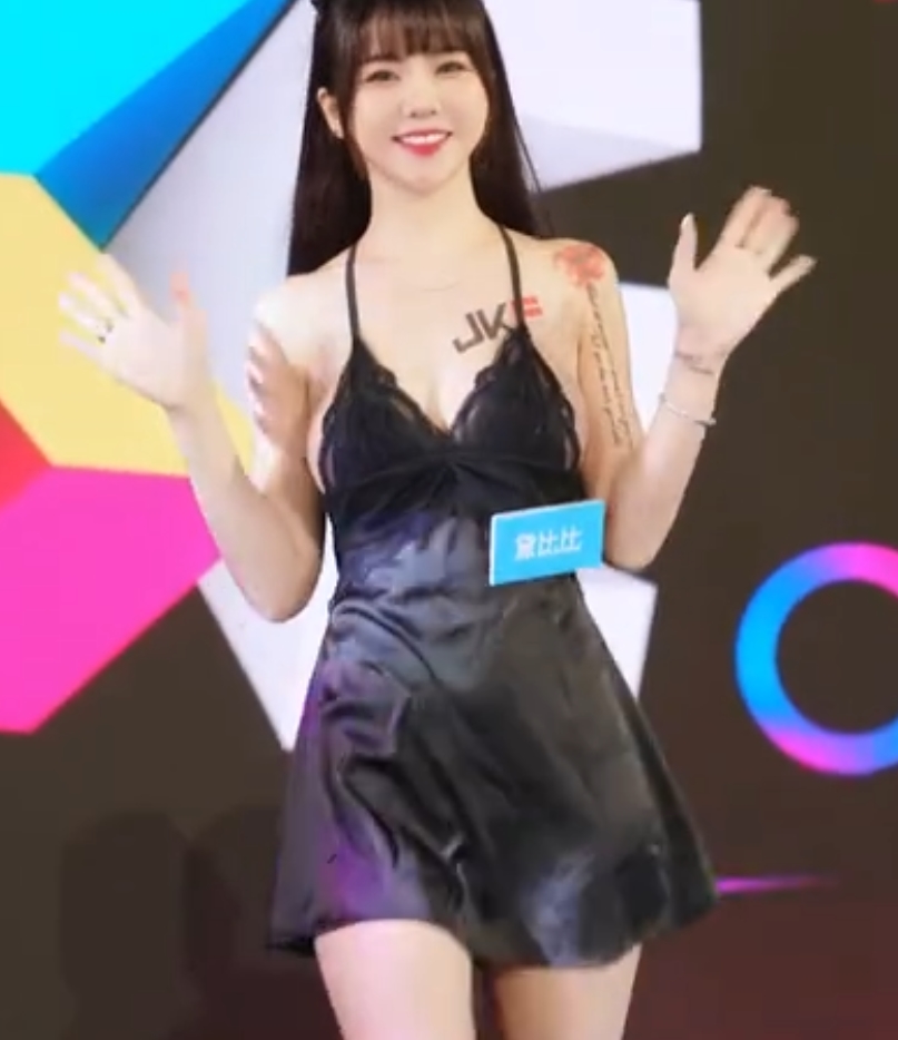 抖音藤原yuki百万粉女神1期982m珍藏版