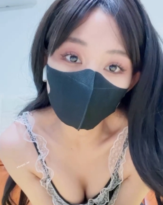 推特桃子作品36部3.87G典藏