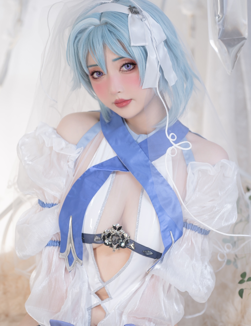 一只云烧白皙美臀超度翻滚福利323部9.54G太过瘾