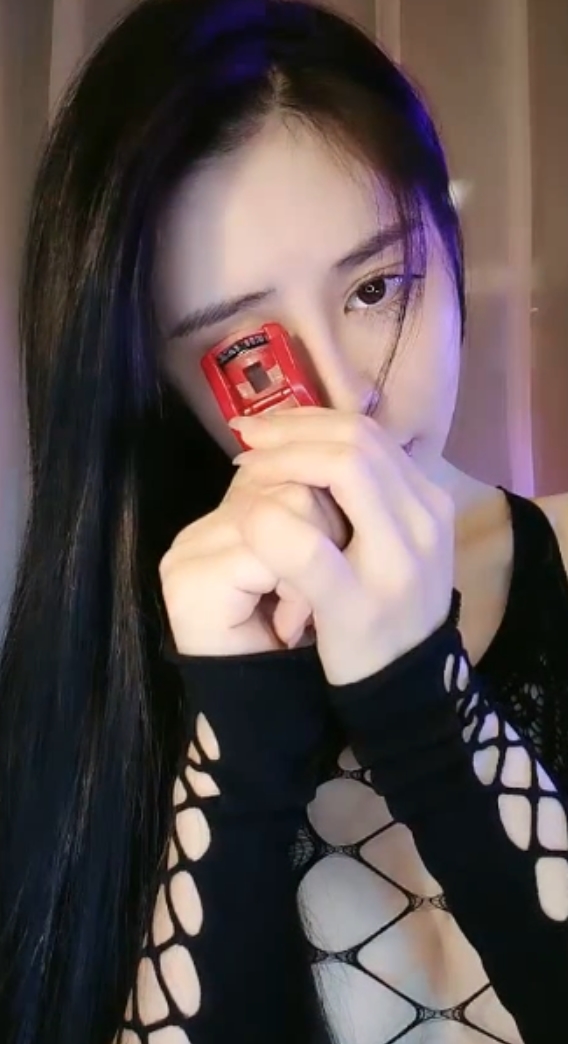 某平台空乘馨馨绝密展示服装实战合集60部13.8G珍藏版