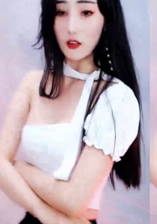 火辣白蛇酱夏雪晴斗鱼首次福利视频261M