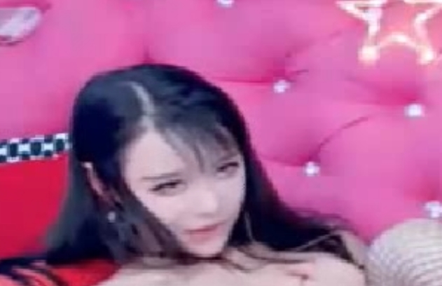 恋夜妮子私拍30部7.7G超可爱