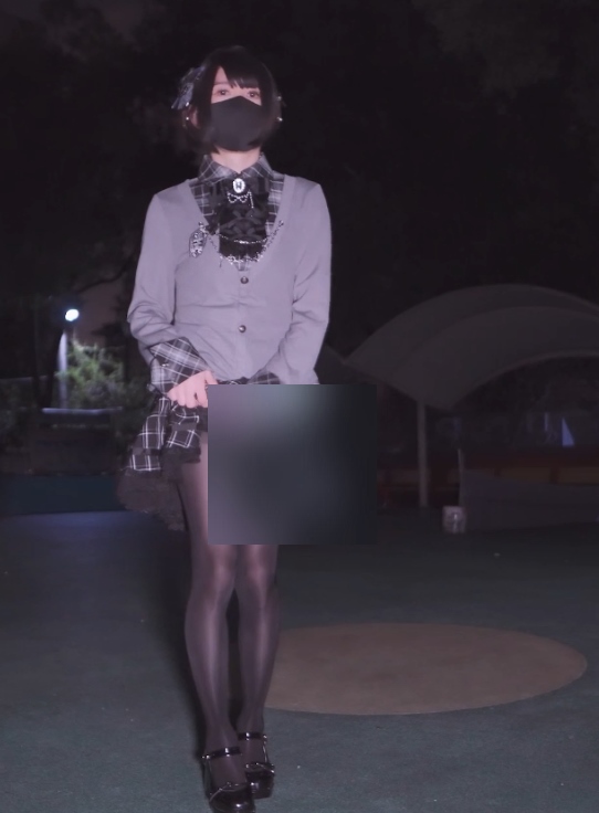 曦曦伪娘学院风假两件1V500MB太顶了