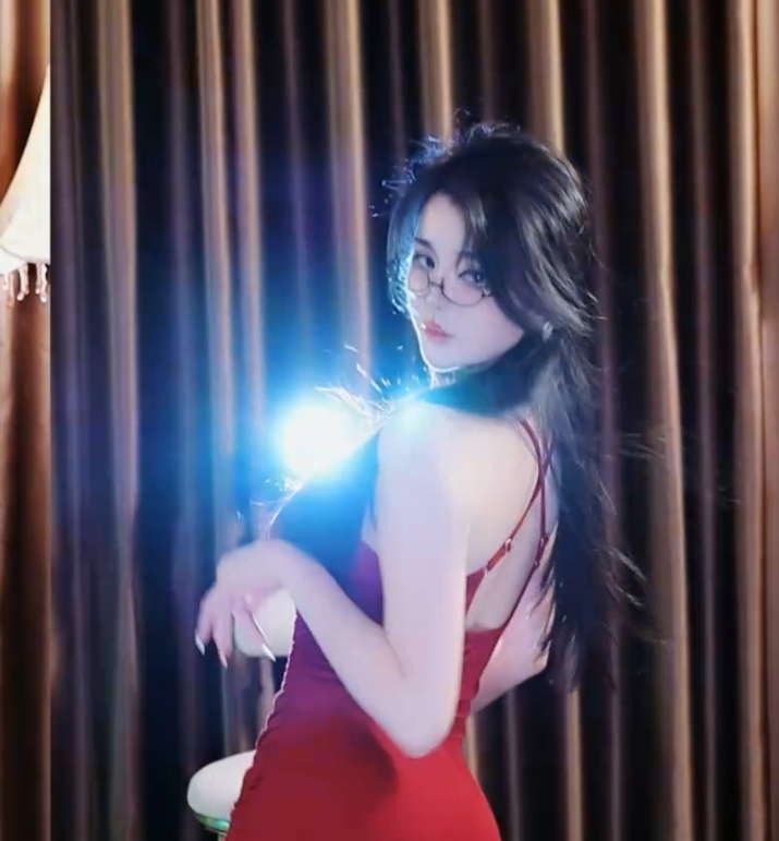 快手温凉私家定制舞集100v16G太顶了