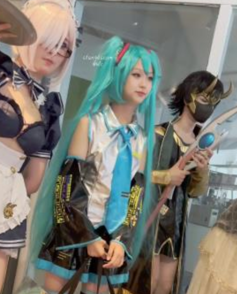 快番社初音未来COS视频合集1部787.9MB太劲爆