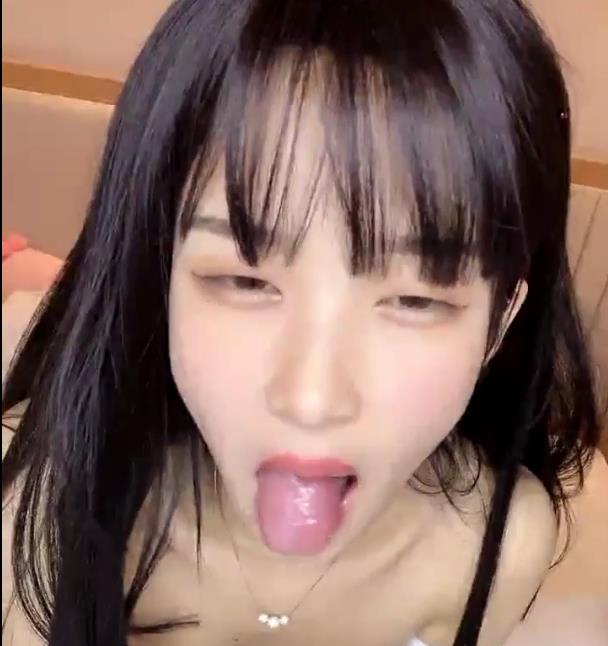 颜值超高失落女与陌生男人情感交流