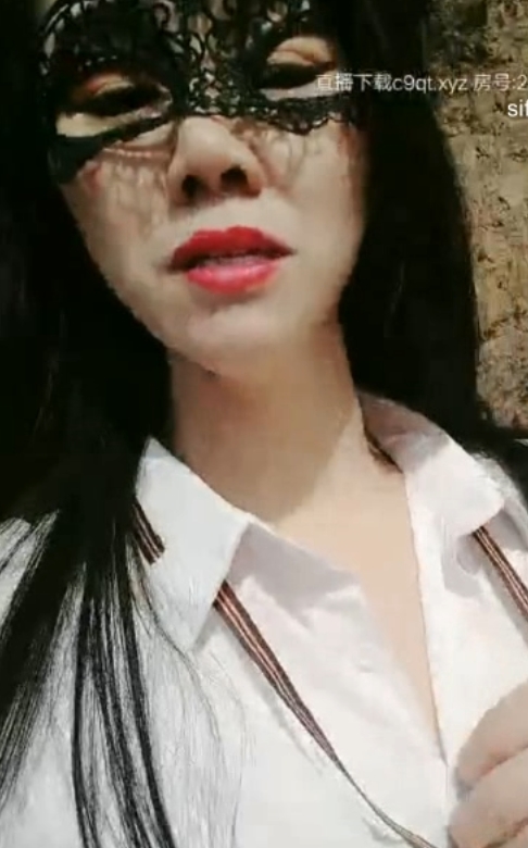 太勾人50v32G外网格格女老板熟女合集