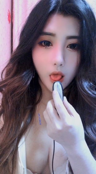 抖音女神金鑫蔓笙私人定制合集1.98G视频合集太给力了