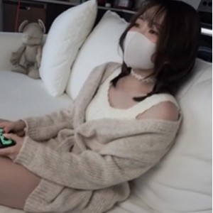 2.17G超清娇媚P站玩偶姐姐游戏陪玩视频1部