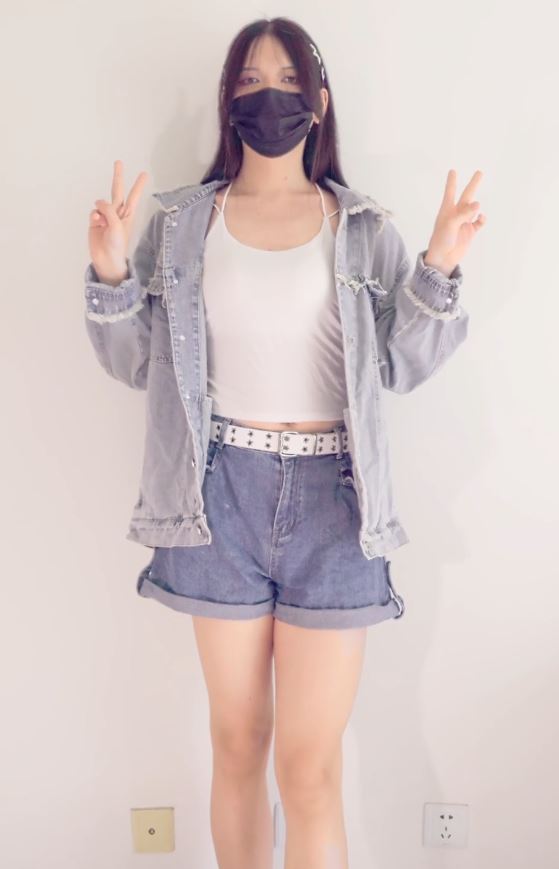 大胆Lumina伪娘户外展示40部20G云盘